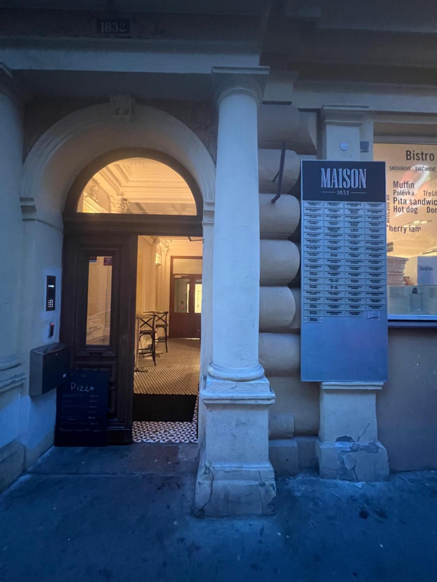 Nika Apartments Prague 2 — Fotky 1